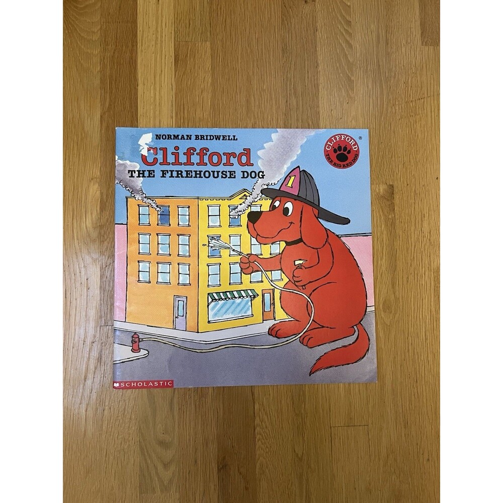 Clifford the Firehouse Dog by Norman Bridwell 1995 Paperback Teacher Easel Big - Picture 3 of 8